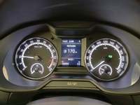 Pohled na přístrojovou desku