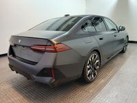 Náhľad zozadu sprava