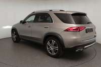 Vaizdas iš galo kairės