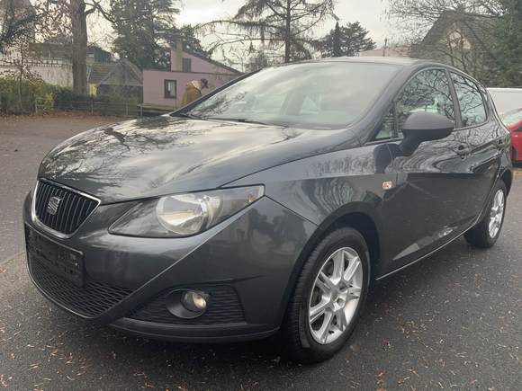 Pogled od napred levo