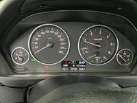 Pogled na kombinovani instrument