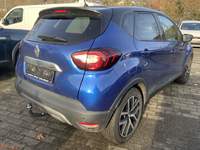 Pogled od pozadi desno