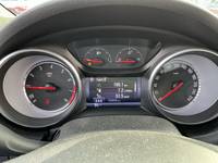 Pogled na kombinovani instrument