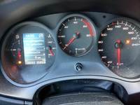 Pogled na kombinovani instrument