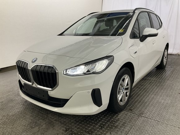 Vaizdas iš priekio kairės