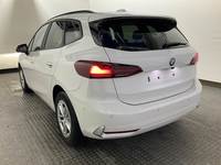 Vaizdas iš galo kairės