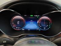 Pogled na kombinovani instrument