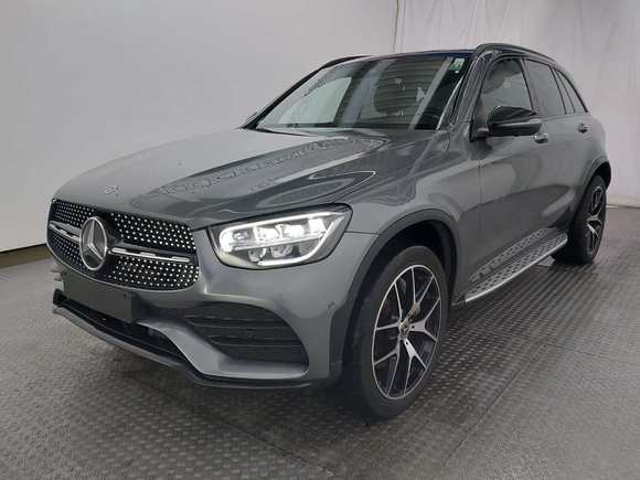 Pogled od napred levo