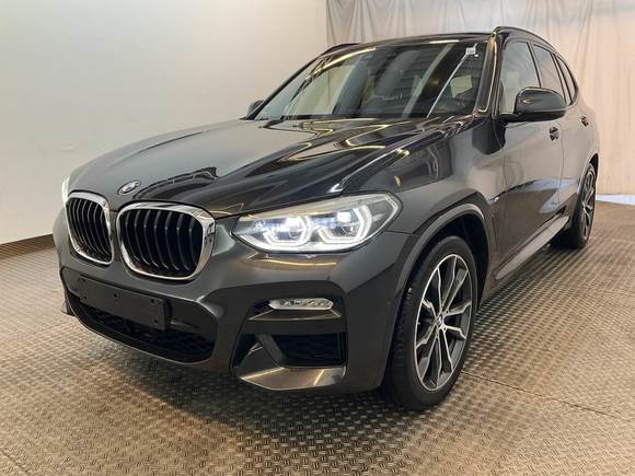 Pogled od napred levo