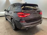 Pogled od pozadi levo