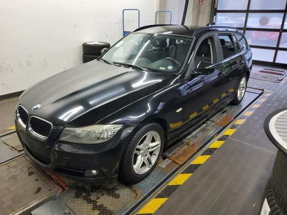 Náhľad spredu zľava