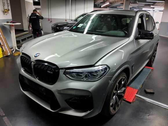 Náhľad spredu zľava