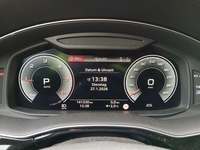 Pogled na kombinovani instrument