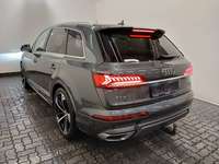 Pogled od pozadi levo