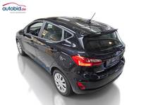 Pogled od pozadi levo