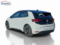 Pogled od pozadi levo