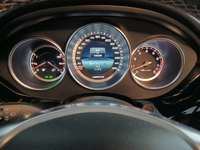 Pogled na kombinovani instrument