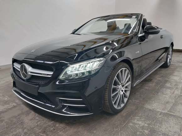 Pogled od napred levo