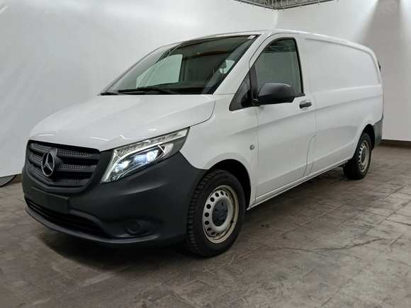 Pogled sprijeda lijevo