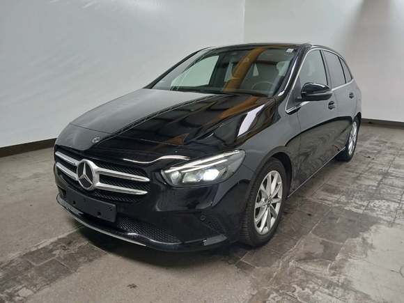 Pogled od napred levo