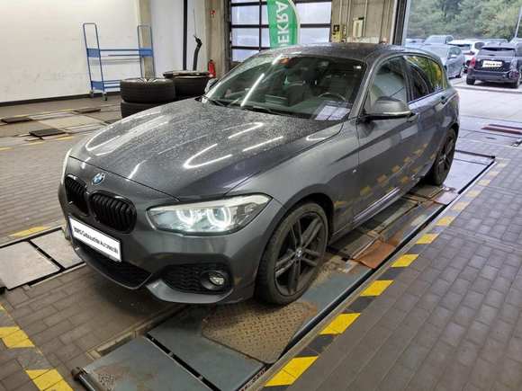 Pogled sprijeda lijevo