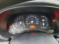 Pohľad na združený prístroj na palubnej doske