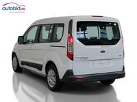 Pogled od pozadi levo