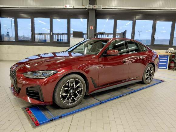 Náhľad spredu zľava