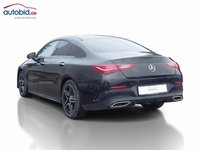 Pogled od pozadi levo