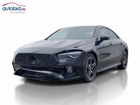 Pogled od napred levo