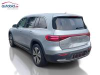 Pogled od pozadi levo