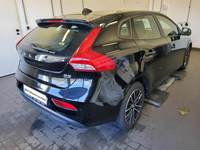 Pogled od pozadi desno