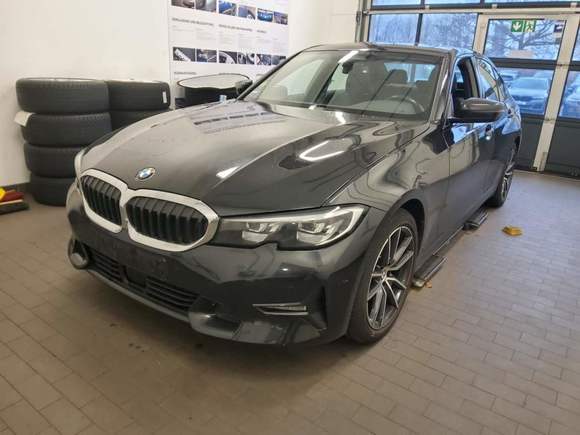 Pogled od napred levo