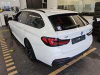 Pogled od pozadi levo