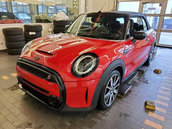 Pogled od napred levo