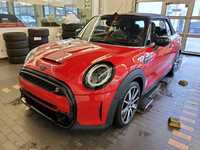 Pogled od napred levo