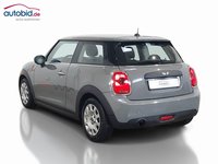 Pogled od pozadi levo