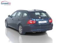 Pogled od pozadi levo