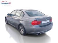 Pogled od pozadi levo