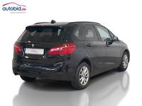 Pogled od pozadi desno