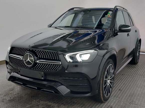 Pogled od napred levo