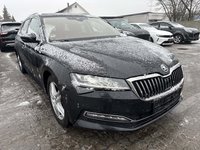 Вид спереди справа