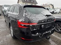 Вид сзади слева