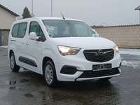 Вид спереди справа