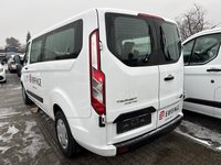 Vaade tagant vasakult