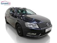 Pogled sprijeda desno