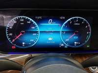 Pogled na kombinovani instrument