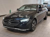 Pogled od napred levo