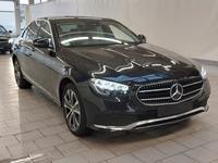 Pogled od napred  desno