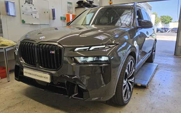 Náhľad spredu zľava